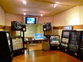 1F Studio Center Left